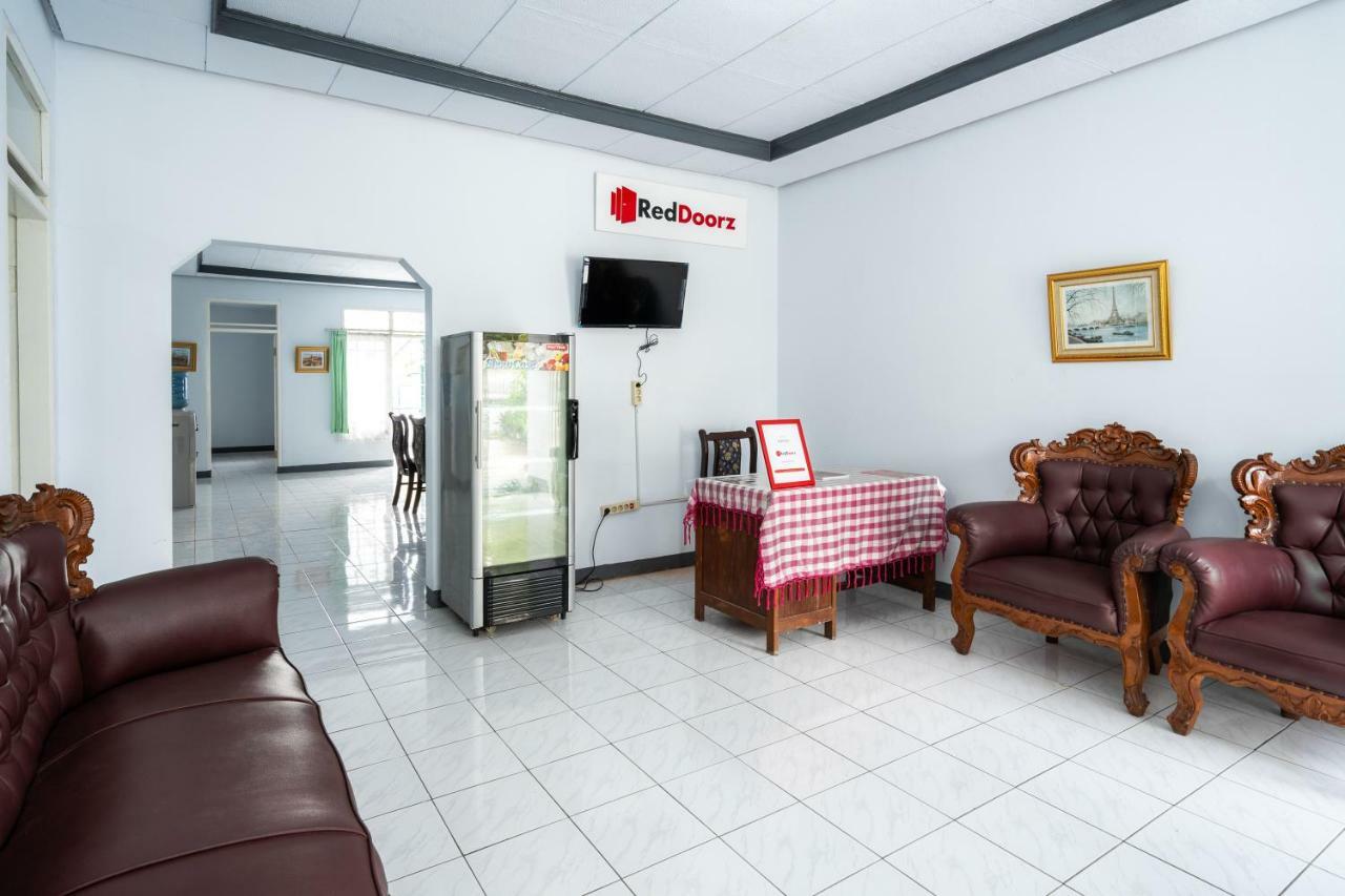 Reddoorz Syariah Near Rsud Cimacan Μπογκόρ Εξωτερικό φωτογραφία